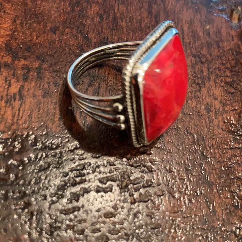 Coral (Long Fingers) - Picture 7 of 11